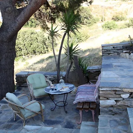 9 Muses Apart Otel 3*