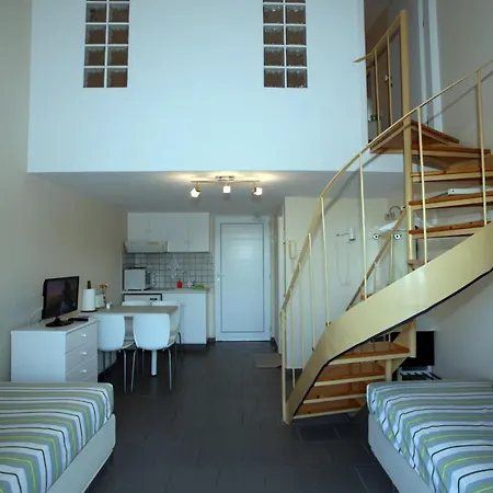 9 Muses Hotel apartamentowy 3*