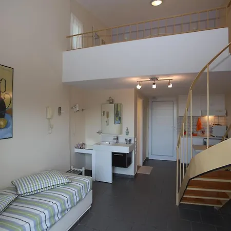 Ξενοδοχείο με διαμερίσματα 9 μούσες Άνδρος