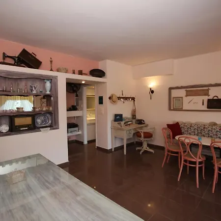 Hotel apartamentowy 9 Muses Lámira