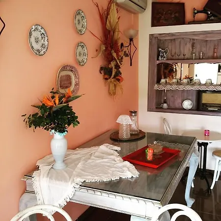 9 Muses Hotel apartamentowy 3*