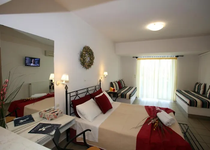 Aparthotel 9 Muses 3*