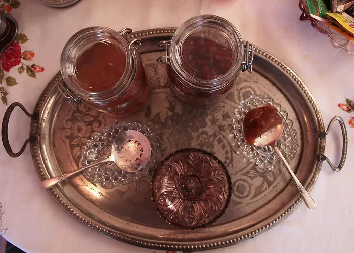 9 Muses Aparthotel Lamira